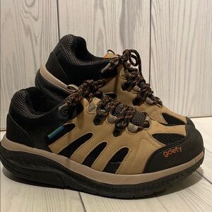 Gravity Defyer Women's G-defy Radius Hiking Shoe